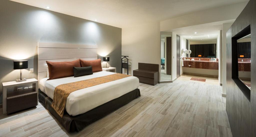 Camino Real San Luis Potosi Photo 21