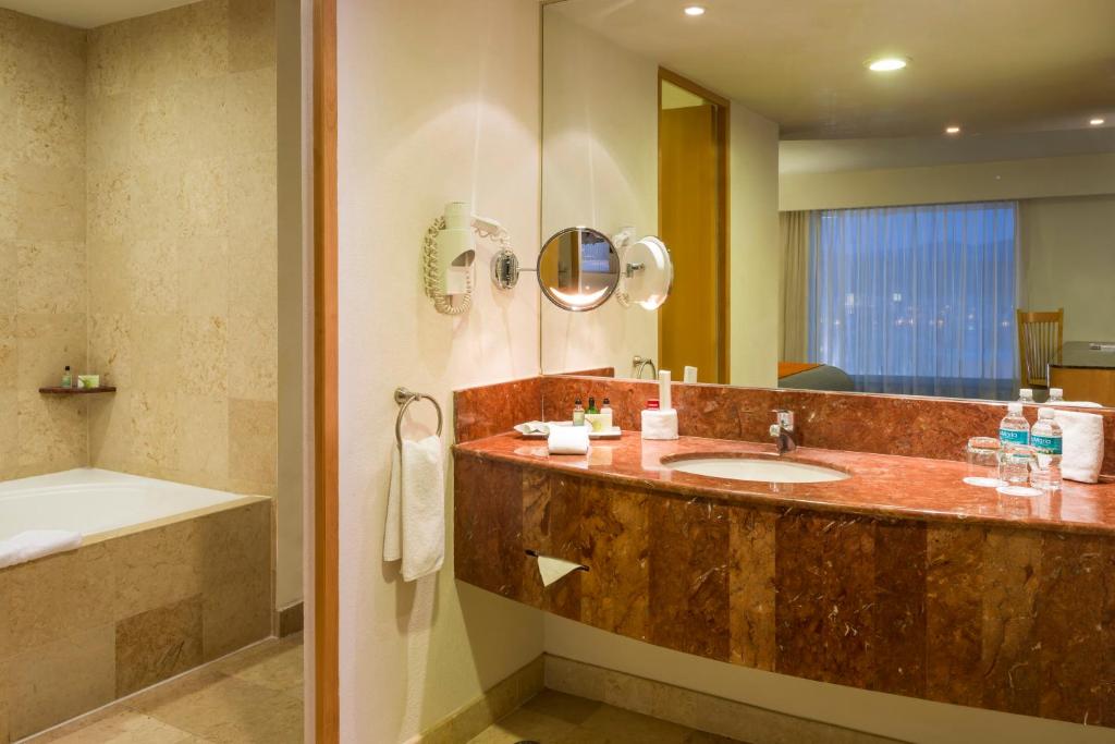 Camino Real San Luis Potosi Photo 45