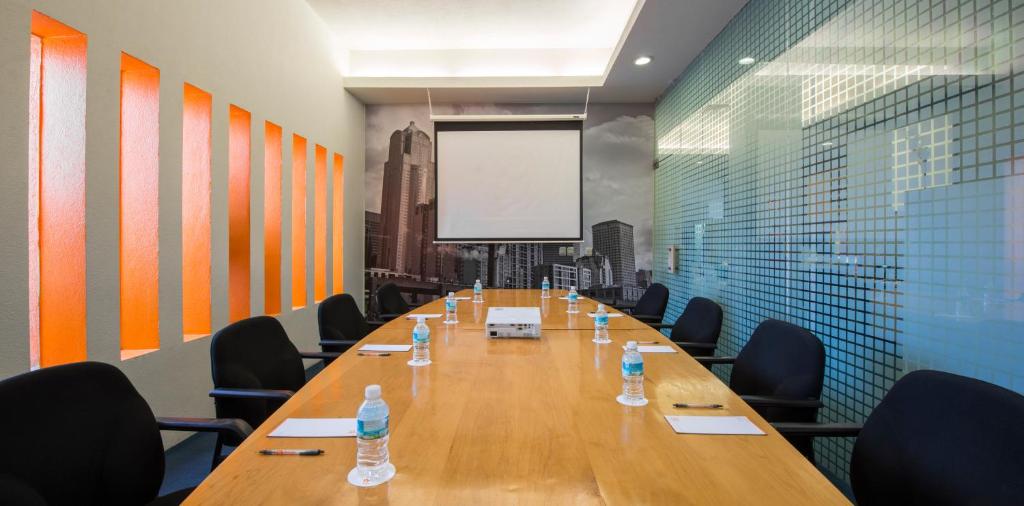 Real Inn Torreon Photo 40
