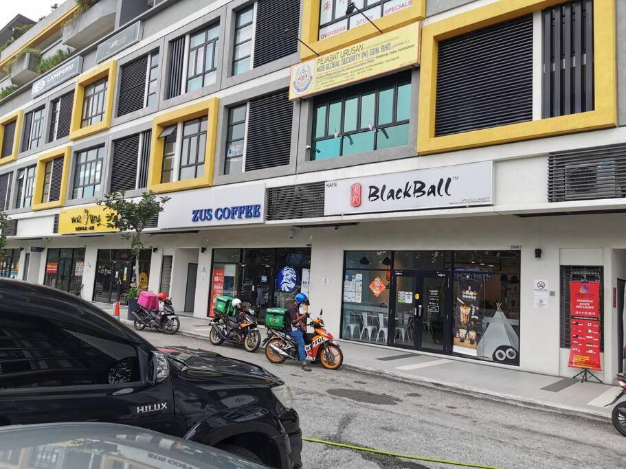 Kajang Town Homestay@ MKH Boulevard NETFLIX & WIFI photo