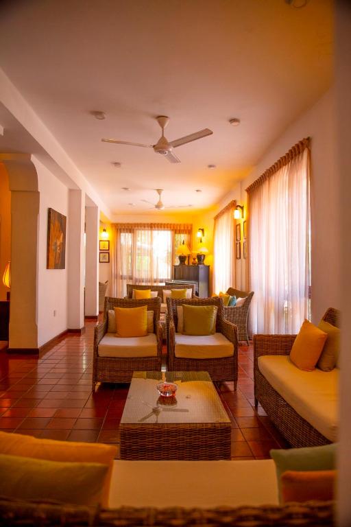 フロント・ロビー