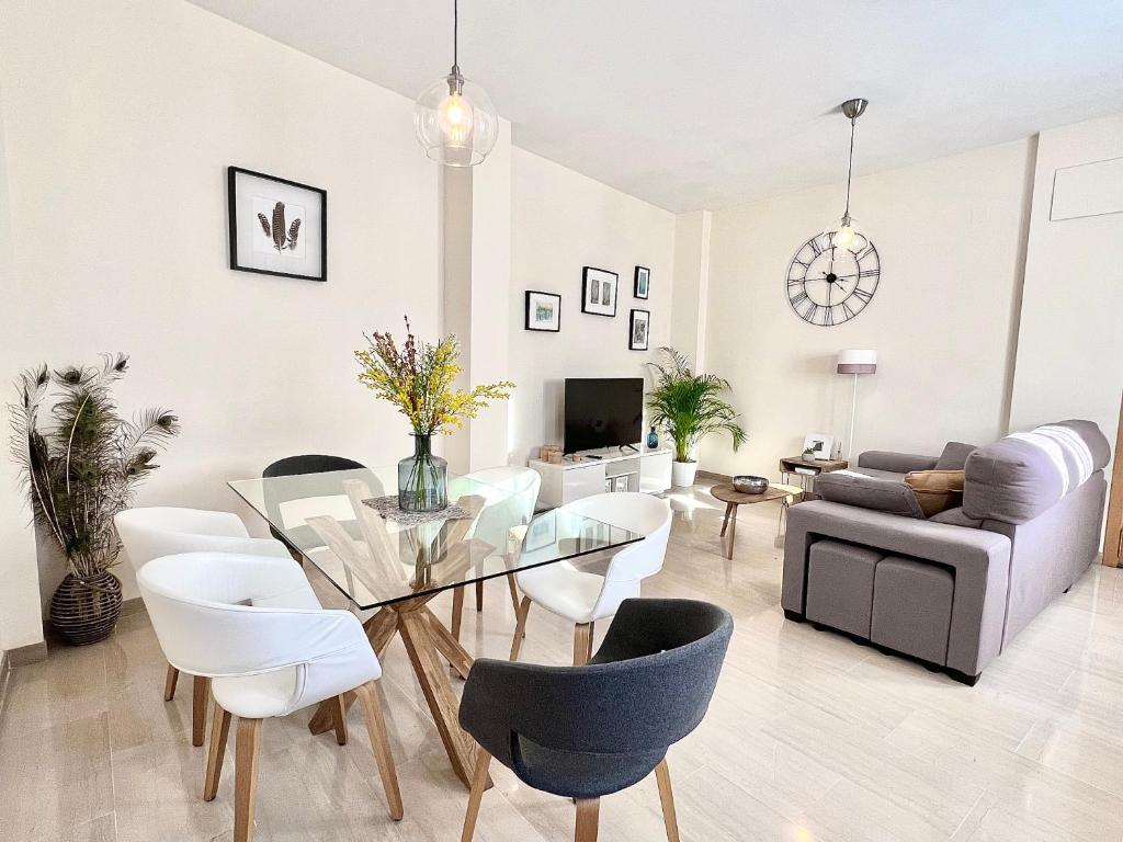 Teodosio Apartment FREE PARKING &amp; CENTRAL AC — Hotel in Seville
