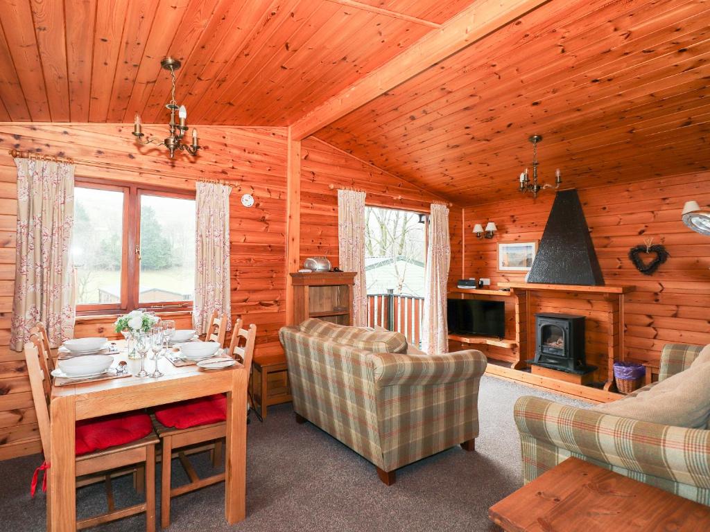 Rowan Lodge photo 2