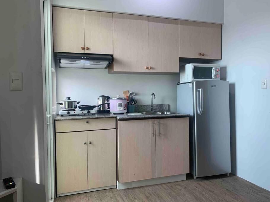 Lovely 1 Bedroom Condo with Balcony photo