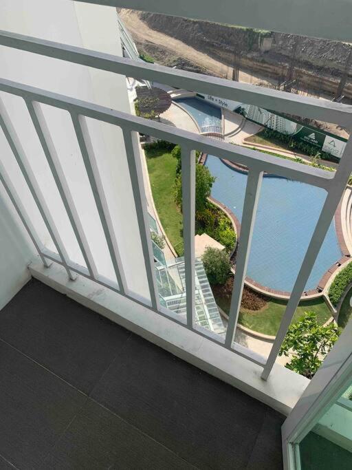 Lovely 1 Bedroom Condo with Balcony photo