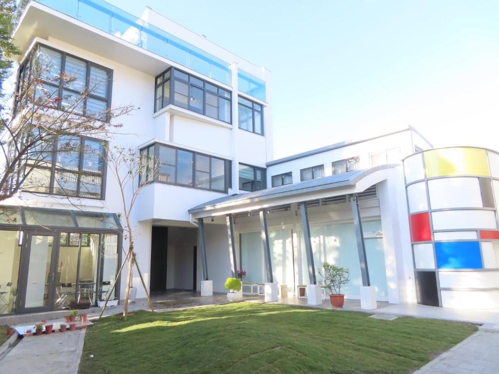 Read to Sleep Book & Bed, Puli