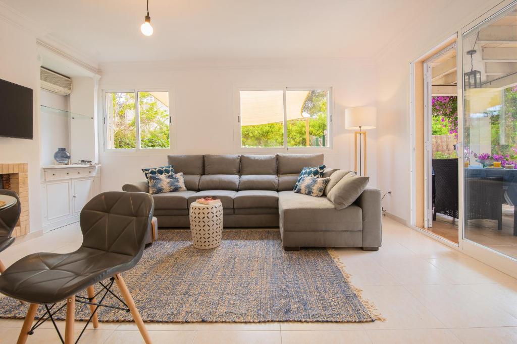 Villa Eden Alcudia, near the beach with pool - 3