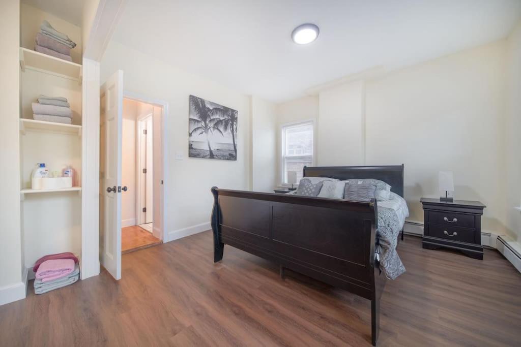 2bd Modern And Spacious Apt In The Heart Of Bos photo