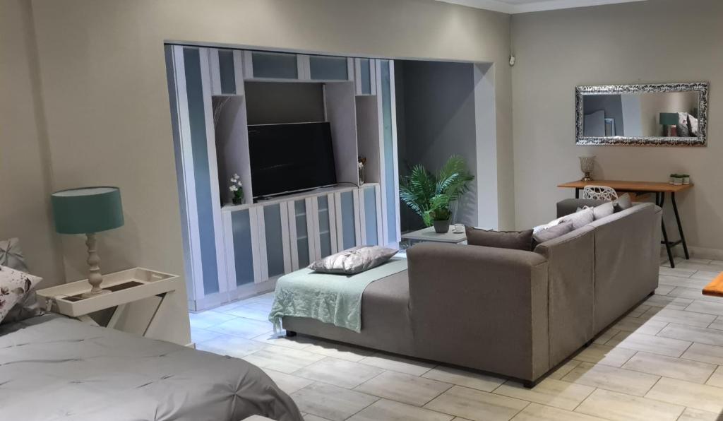 Bayswater Guest Rooms — Hotel in Bloemfontein