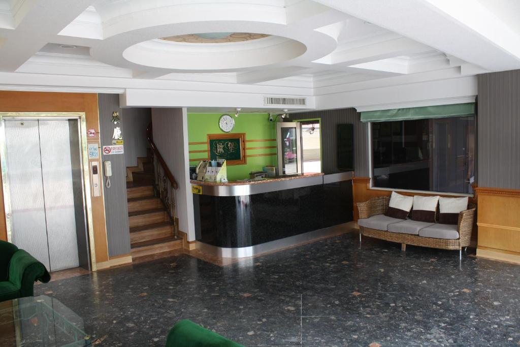 European Castle Hotel photo