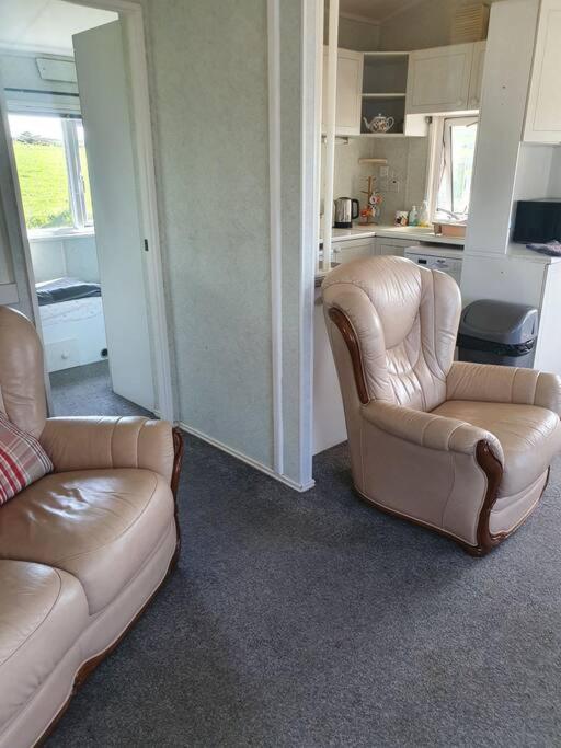 Farm Chalet, Rhoshirwaun near Aberdaron photo 8