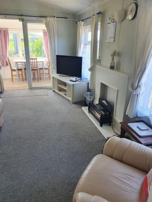 Farm Chalet, Rhoshirwaun near Aberdaron photo 2