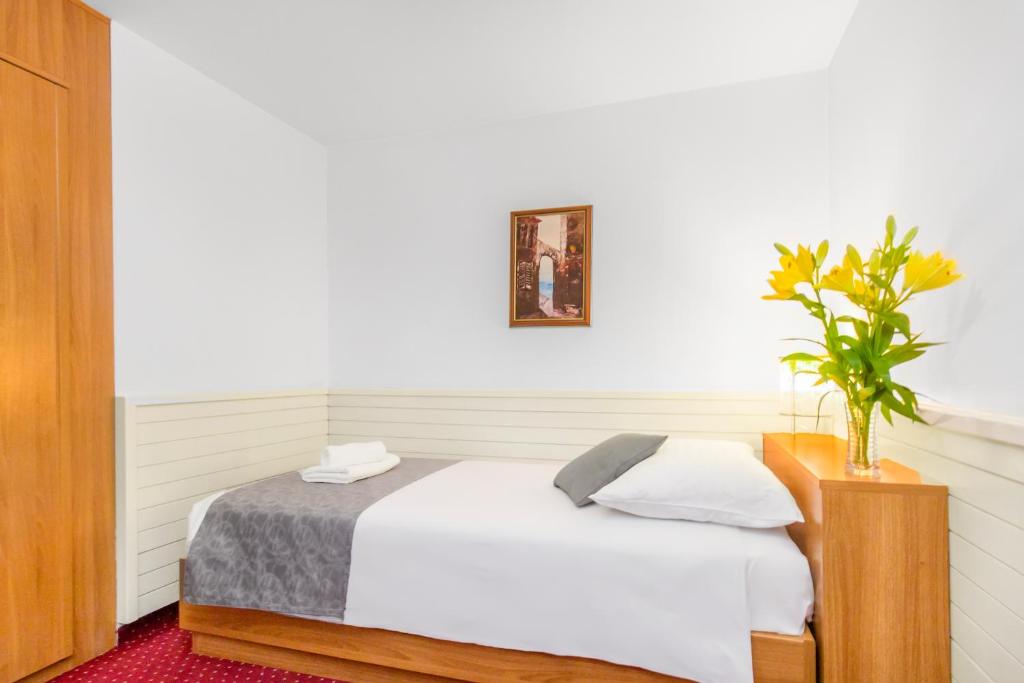 Hotel Jadran Sibenik photo