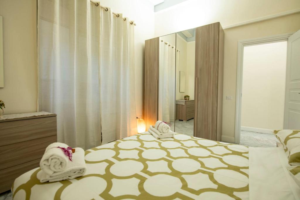 Cavour Rosa Apartment by Mamo Florence - 5