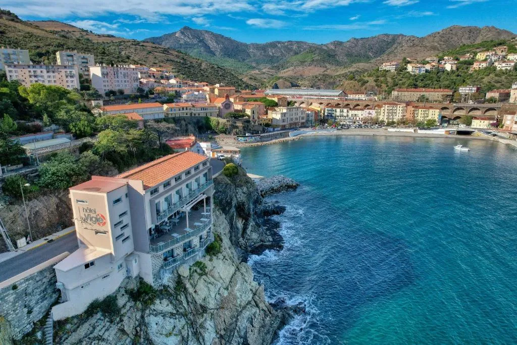 Hotel La Vigie - Face à la mer，位于瑟贝里的酒店