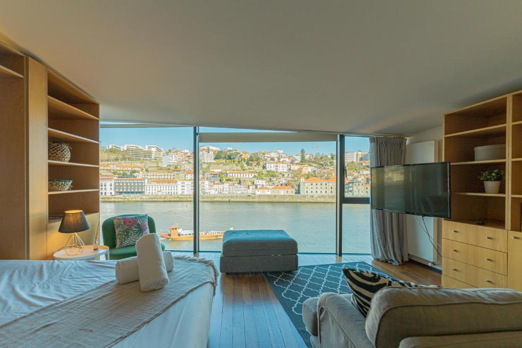 LUXURY VIEWS by YoursPorto photo