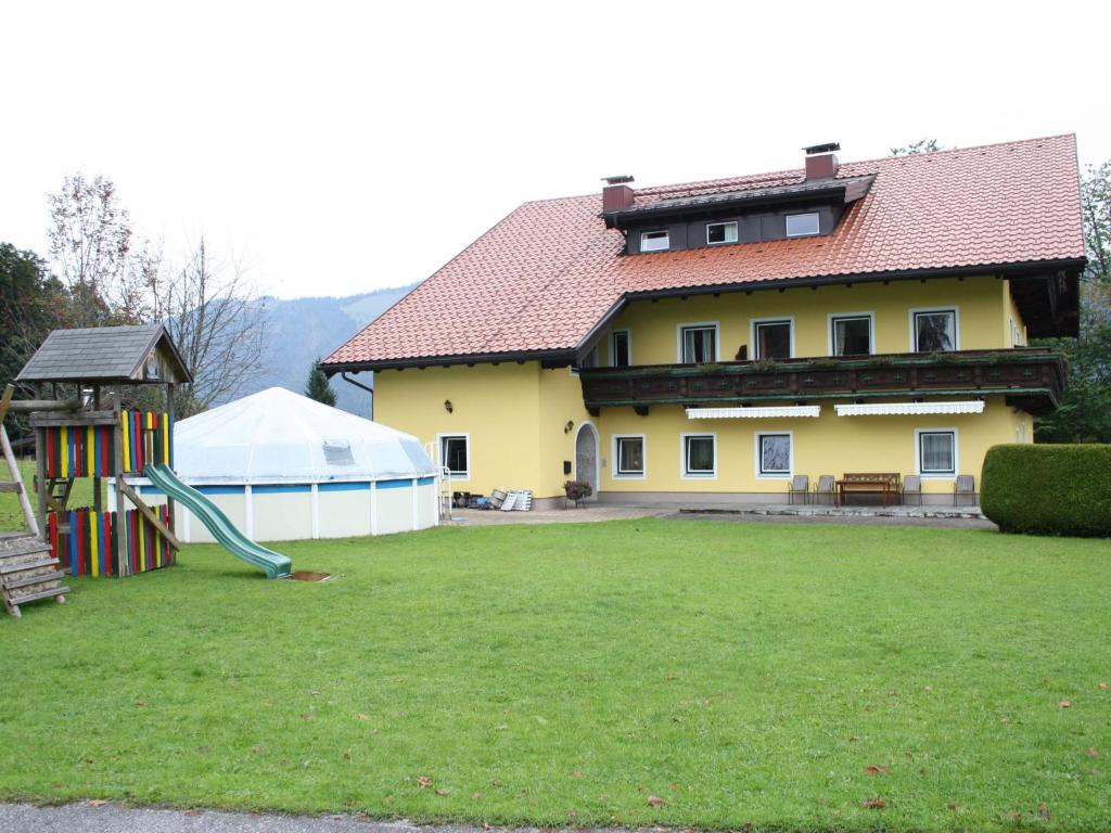 Luxurious Apartment in Krispl Salzburg with swimming pool
