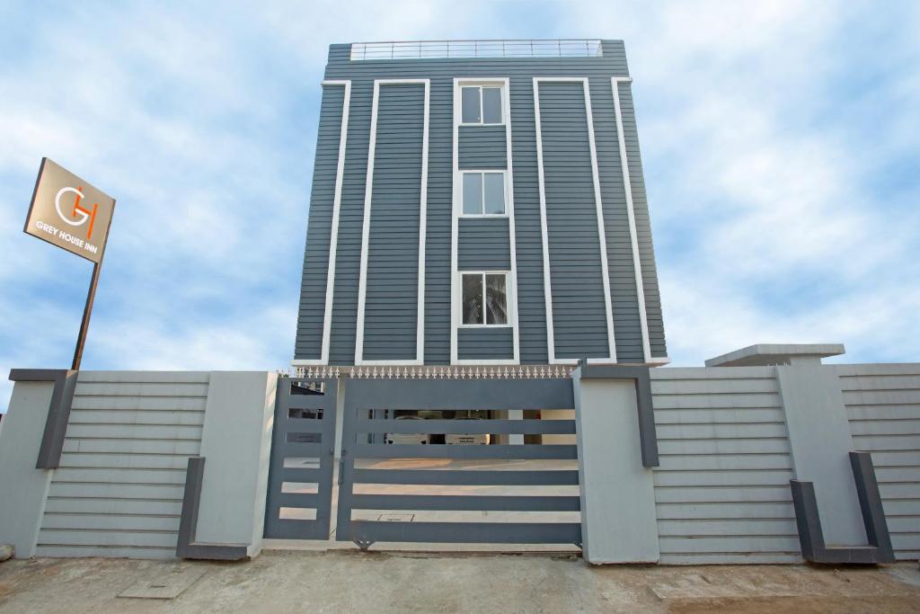 Grey House Inn — Hotel in Guwahati