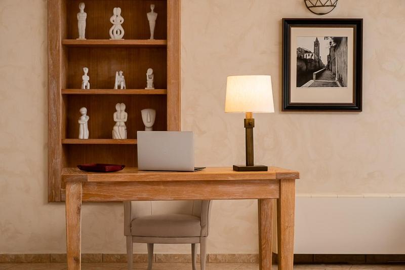 フロント・ロビー