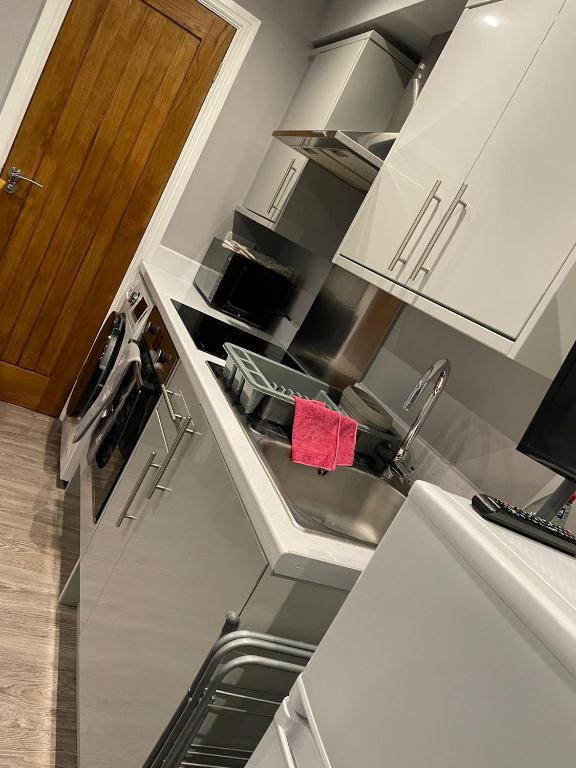 Bracknell Small Studio photo