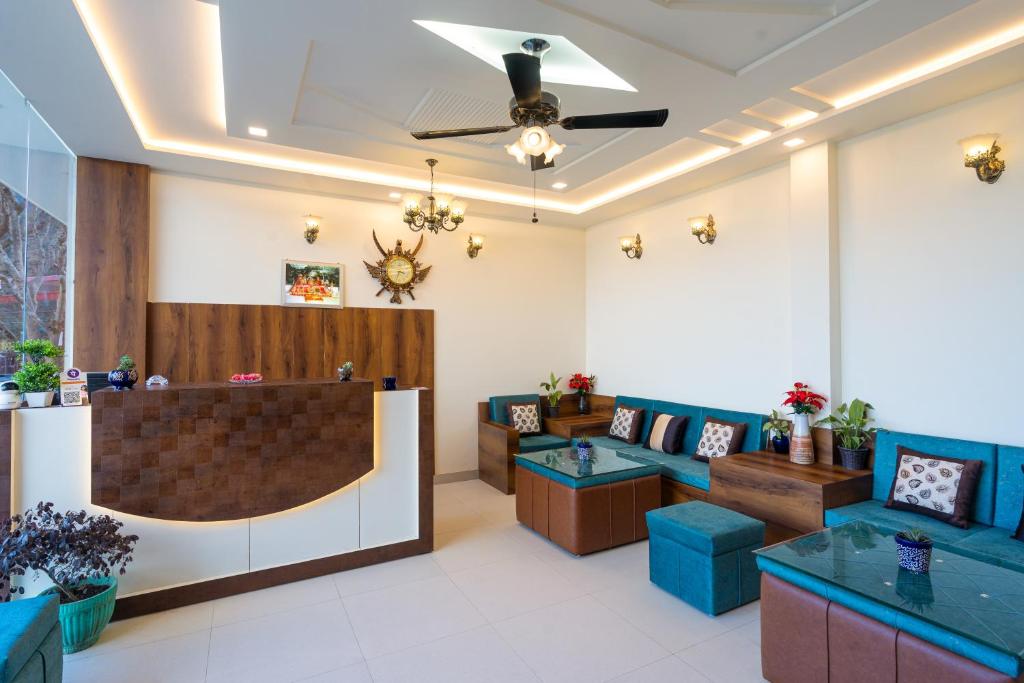 Hotel Luxmi Vilas Inn photo