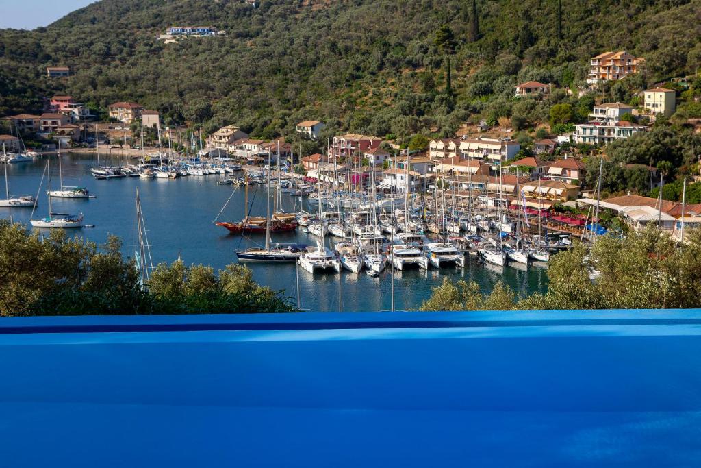 Ktima Aniforeli Luxury Villas photo