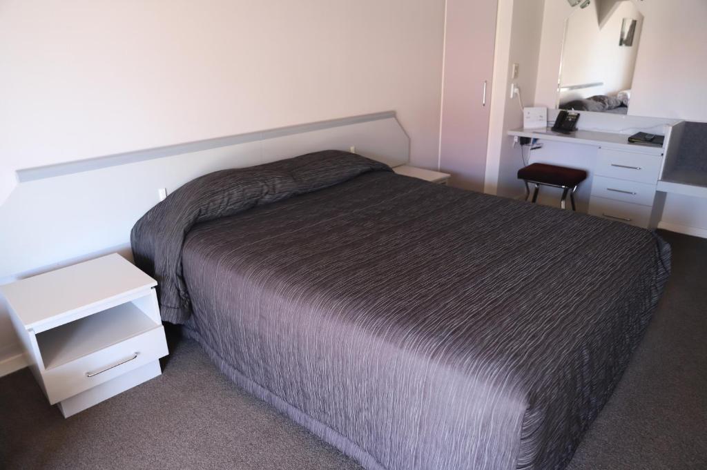 The Village Inn Hotel photo