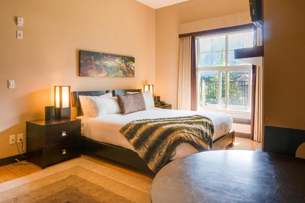 Silver Creek Lodge photo