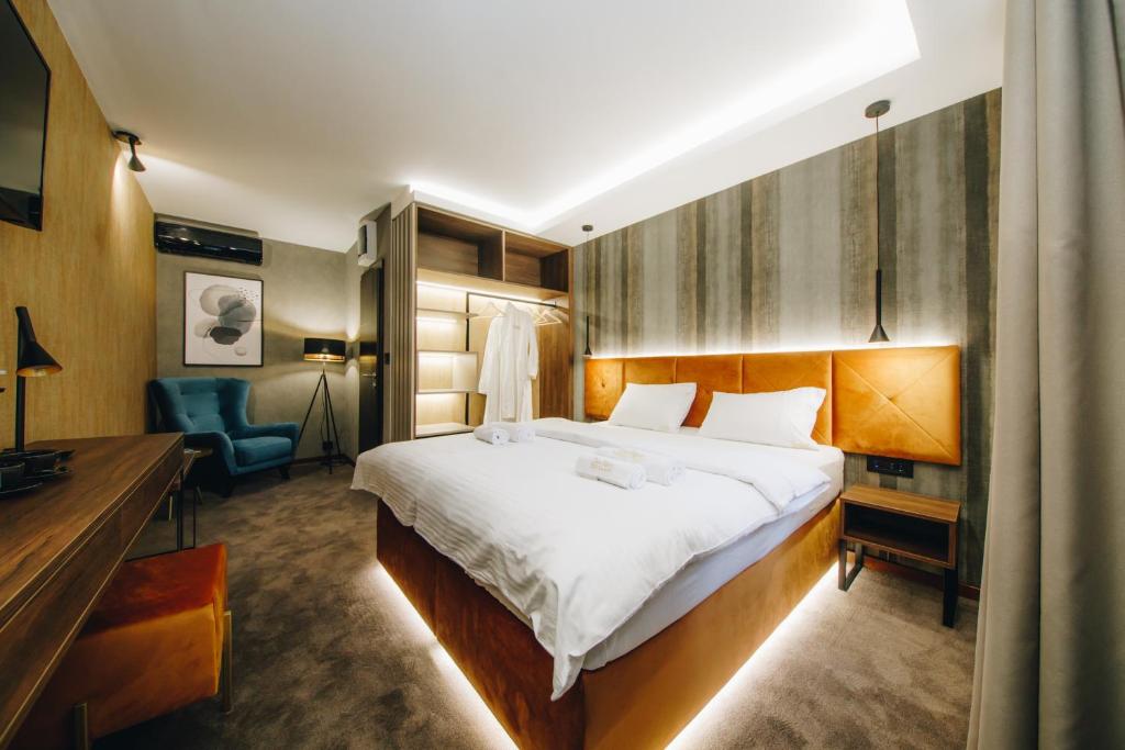 Boutique Luxury Apartments - 1