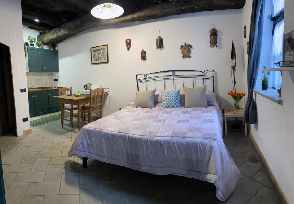 La Casa nei Vicoli: in Centro a Due Passi dal Lago - 1