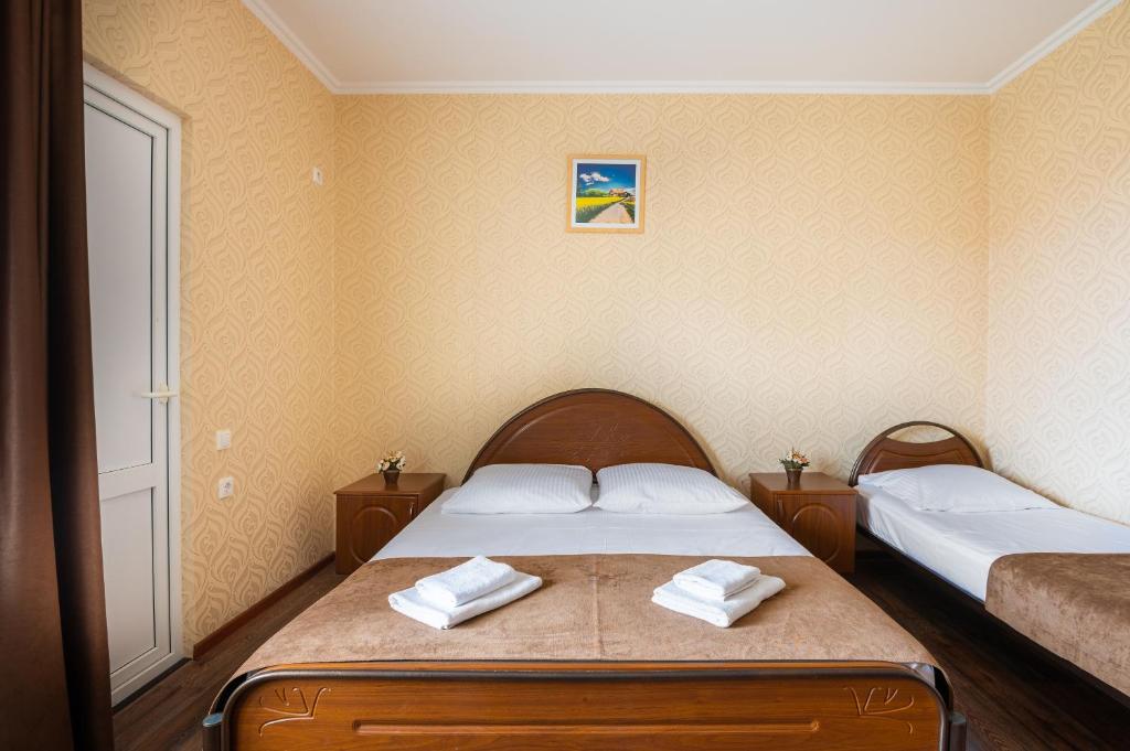 Triple Room with Balcony