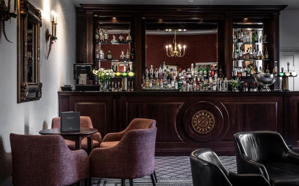ラウンジ