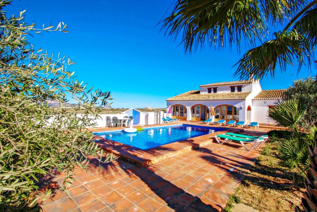 Finca Pepa - beautiful little house in pretty grounds with lovely views in Benissa - 2