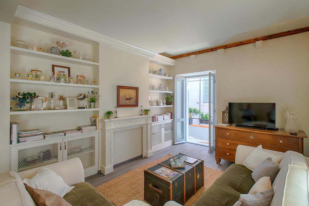 Heraclea Residential Apartments — Hotel in Hvar