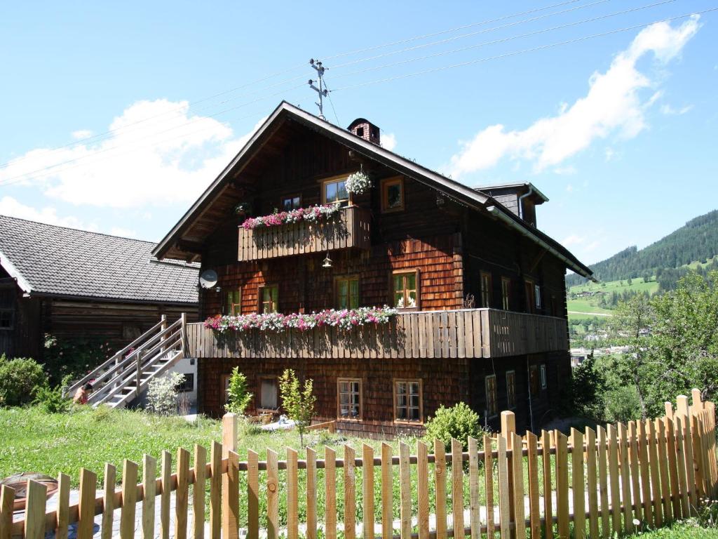 Mansion in Eben near Ski Salzburger Sportwelt - 2
