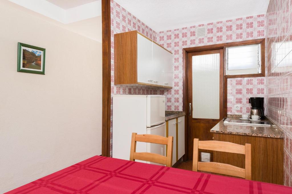Apartamentos las Góndolas — Hotel rooms in Playa del Ingles, Canary Islands