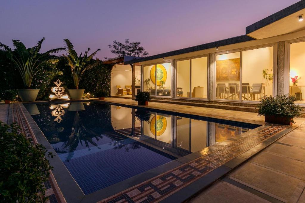 Swimming pool, StayVista's Le Sutra Great Escapes - Geometrica  in Lonavala