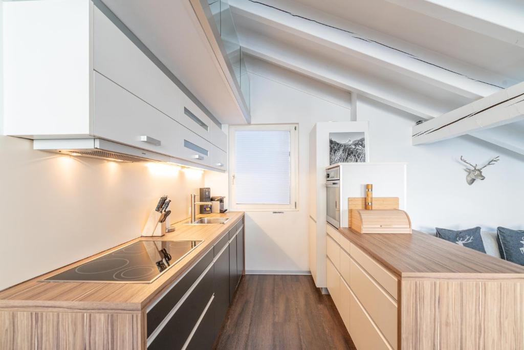 Haus La Rocca by Zermatt Premium Apartments - 2