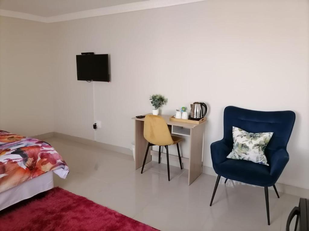 Proleefic House on Florence photo