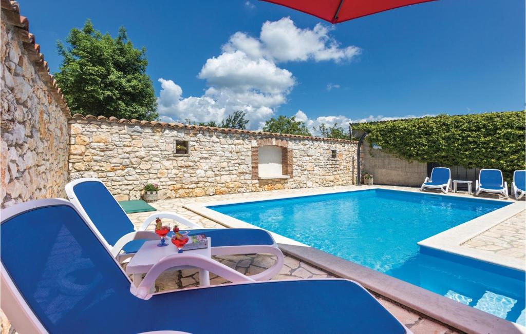 Three-Bedroom Holiday Home in Regulici photo
