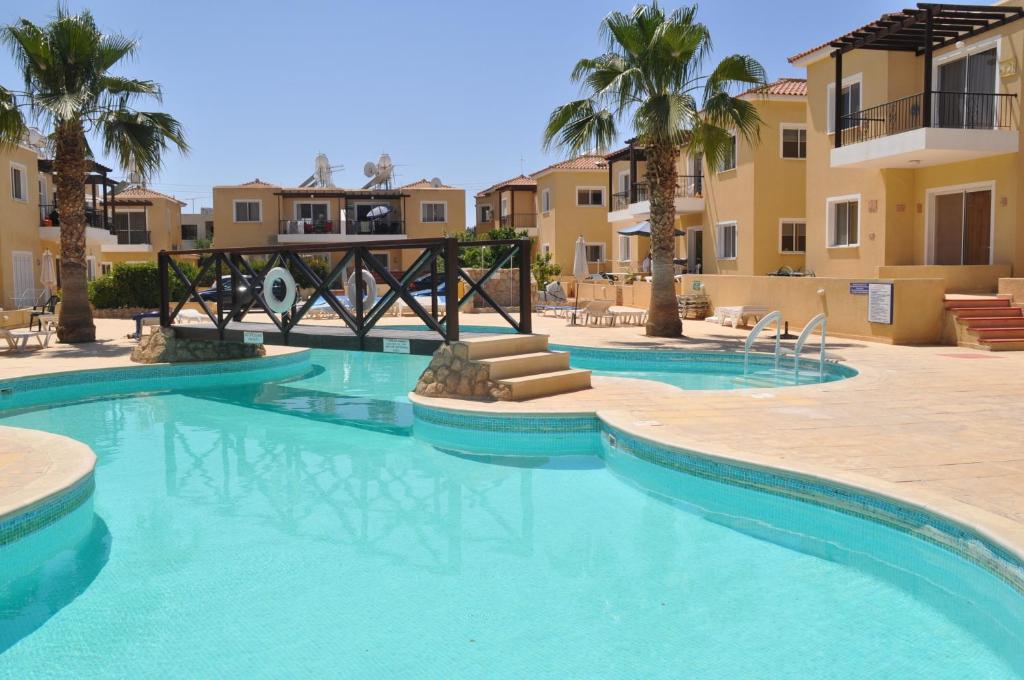 Sirena Sunrise, Apartment 4 — Hotel in Paphos