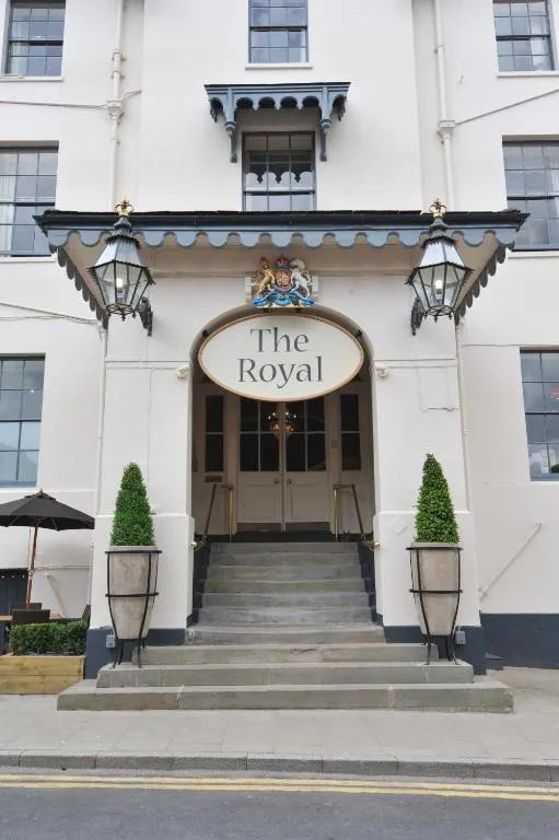 Royal Hotel by Greene King Inns, hotel in Ross on Wye