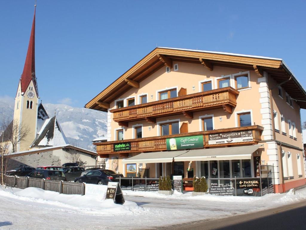 Stylish Flats in Uderns near Ski Lifts, Uderns