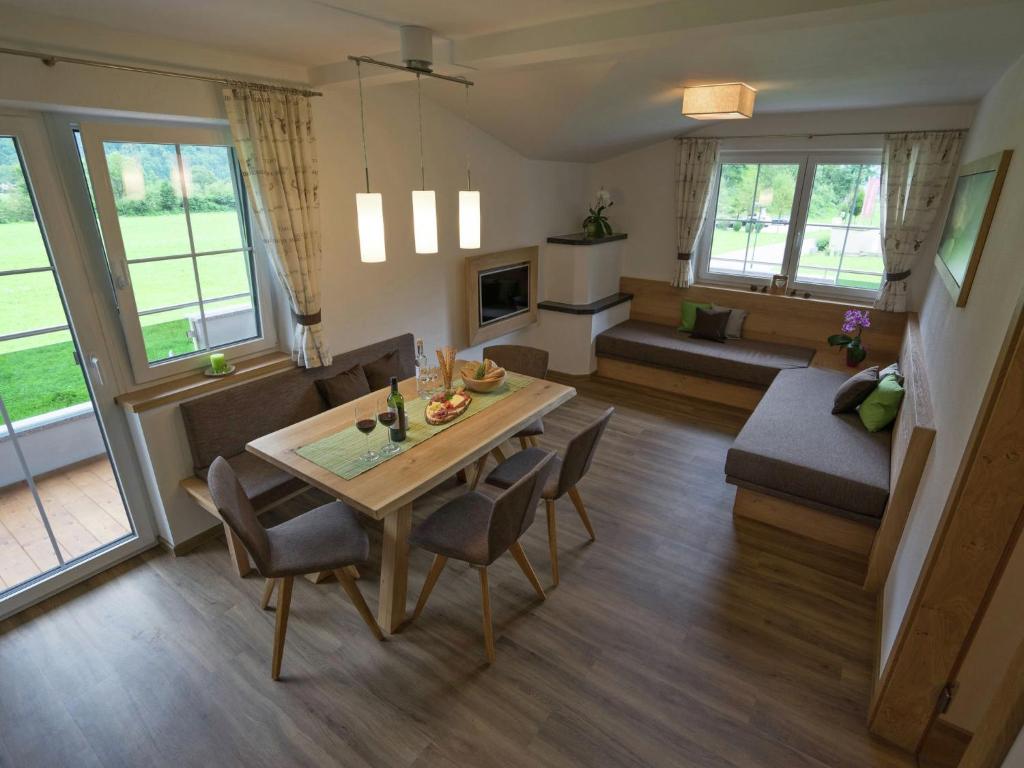 Holiday flat near four ski lifts in Mayrhofen - 2