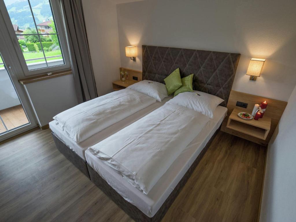 Apartment in Mayrhofen near Ski Lifts - 4