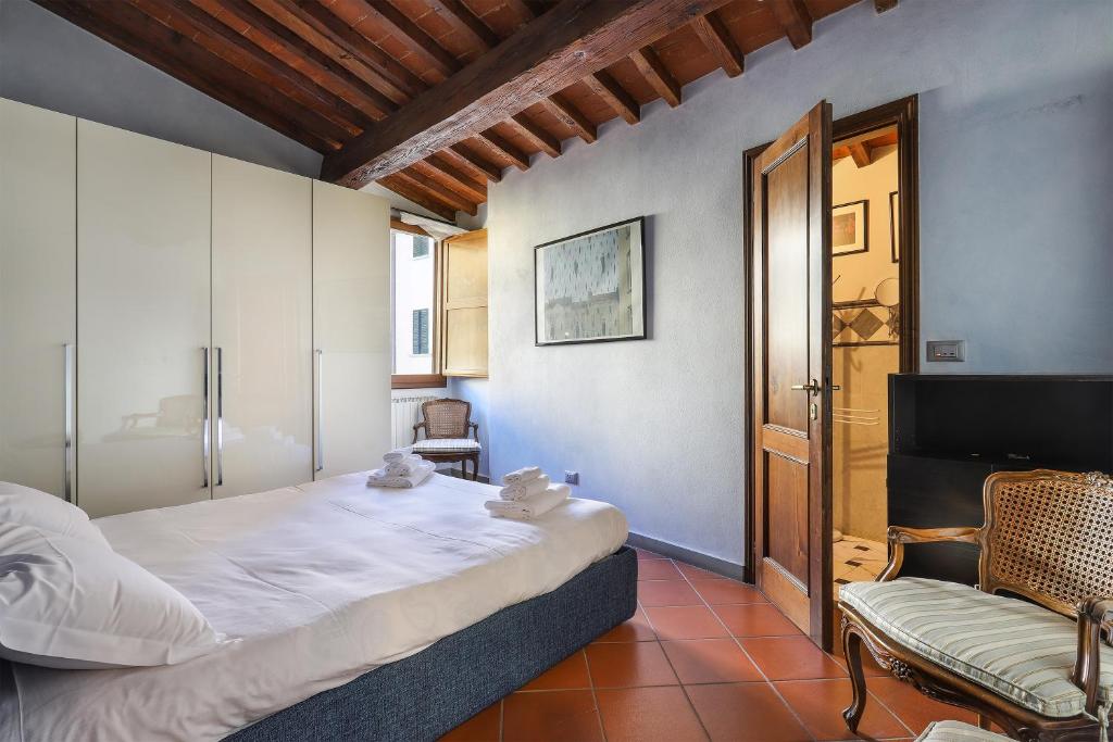 2 bedroom apartment with terrace - 5