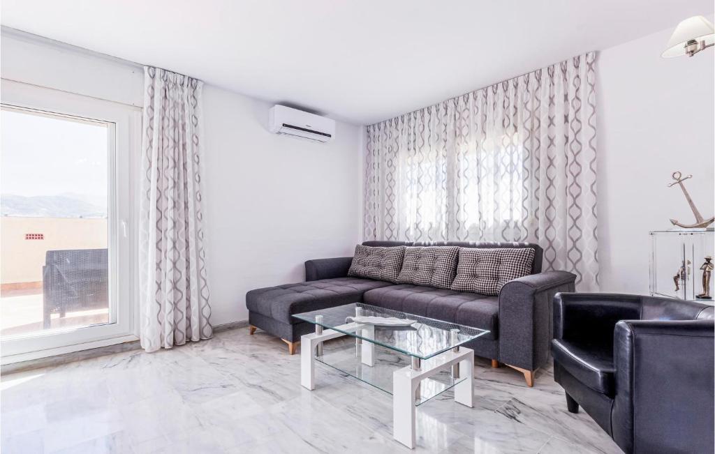 Beach Front Apartment In Torrox Costa With Wifi - 4