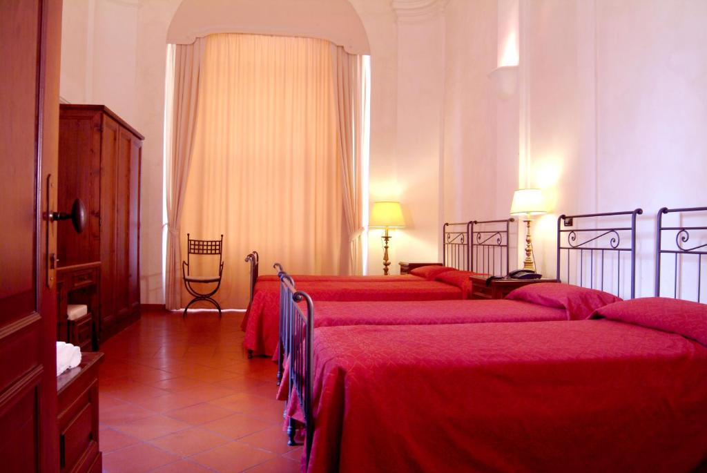 Domus Sessoriana — Hotel rooms in Rome, Lazio