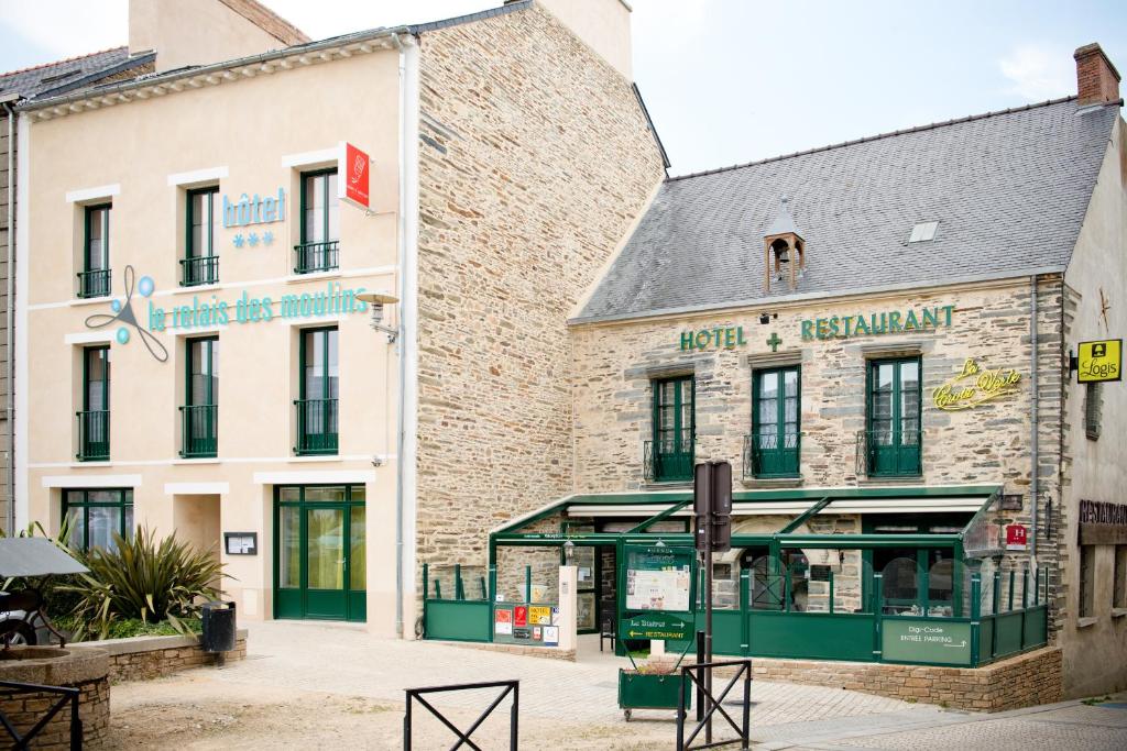 La Croix Verte - Le Relais des Moulins photo