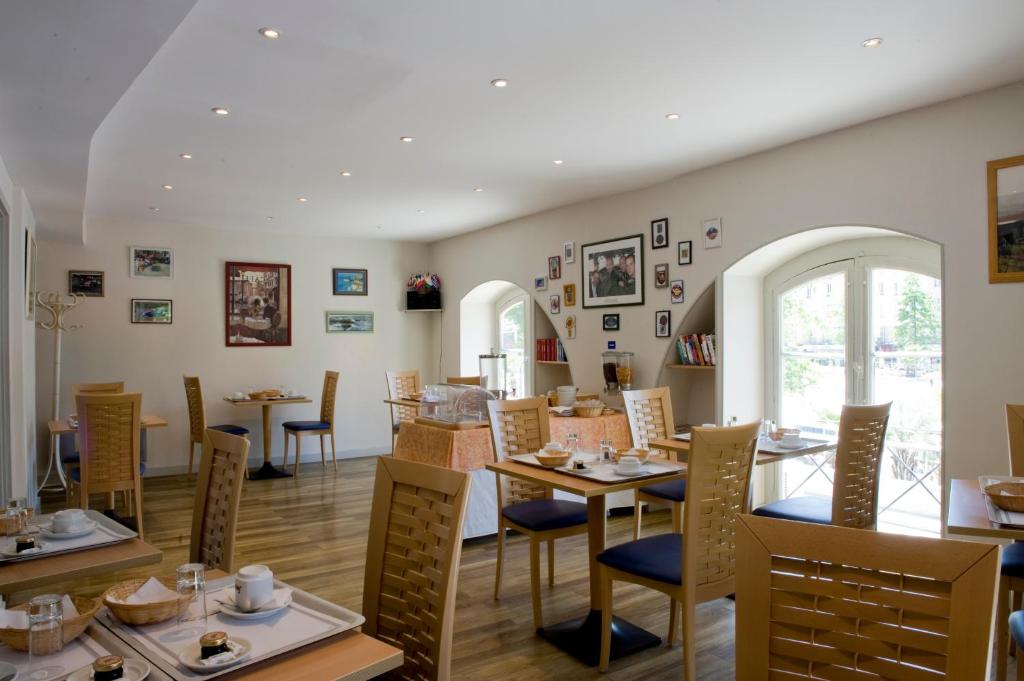 Hotel Le Bourbon Pau Centre - 5